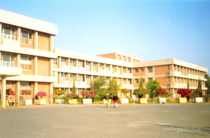 Maharaja Agrasen Medical College - [MAMC]