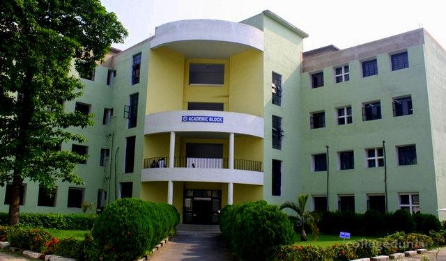 Calcutta Institute of Engineering and Management - [CIEM]