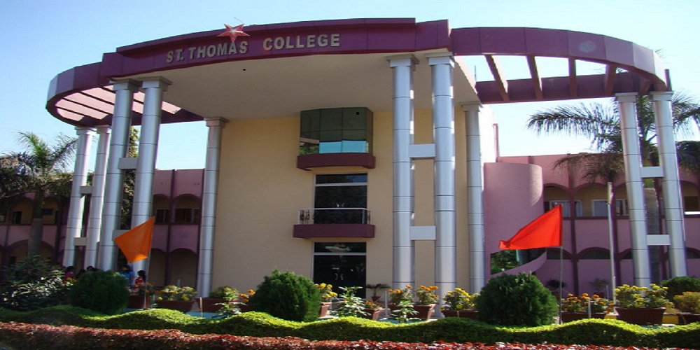 St. Thomas College