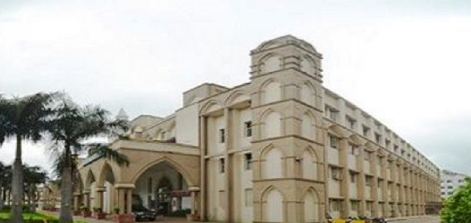 People's College of Dental Sciences & Research Center- [PCDS]