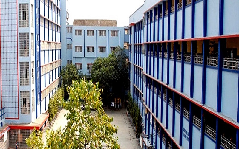 Shri Shikshayatan College