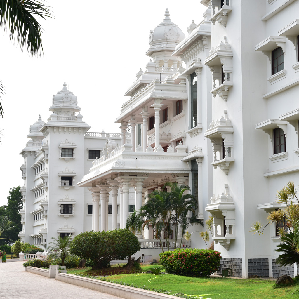 Kumaraguru College of Liberal Arts and Science Admissions 2024: Registration (Open), Courses, Fee, Application Process, Selection Criteria