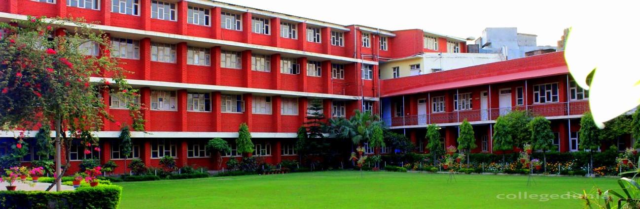 Guru Nanak Girls College