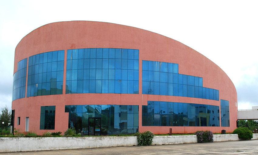 Visvesvaraya Technological University - [VTU]