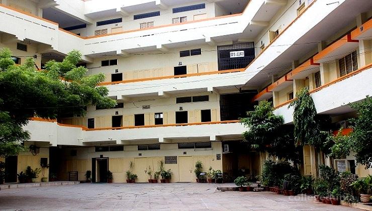 Indian Institute of Management and Commerce - [IIMC]