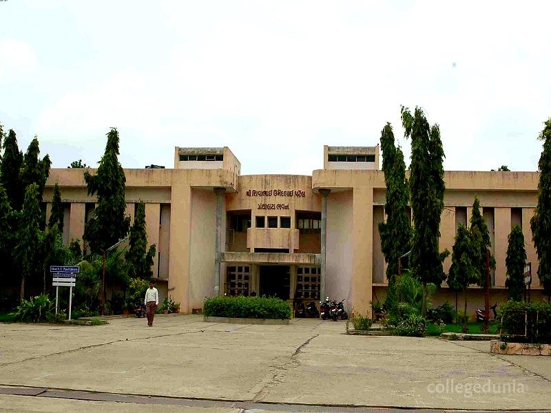 Smt. M C Desai Arts and Commerce College