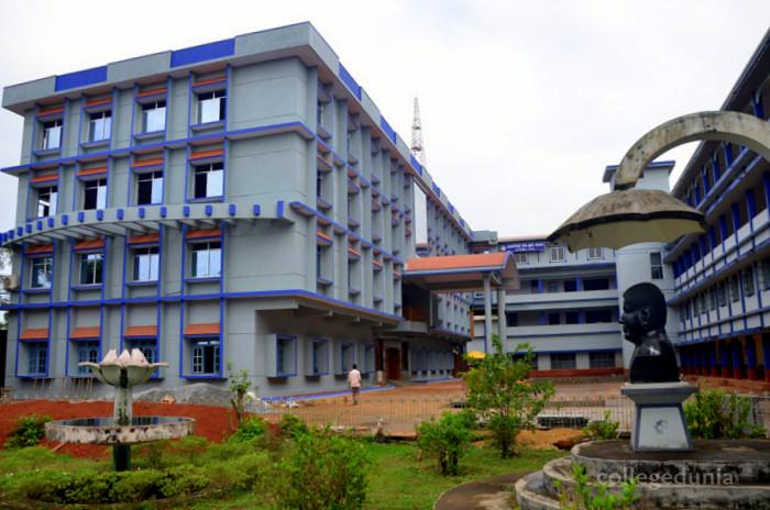 Bhandarkars Arts and Science College