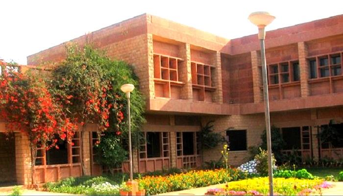 Apollo College of Veterinary Medicine