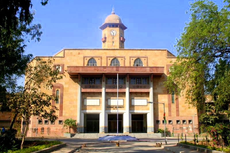 Maneklal Nanavati Law College