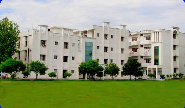 Himachal Institute of Pharmacy