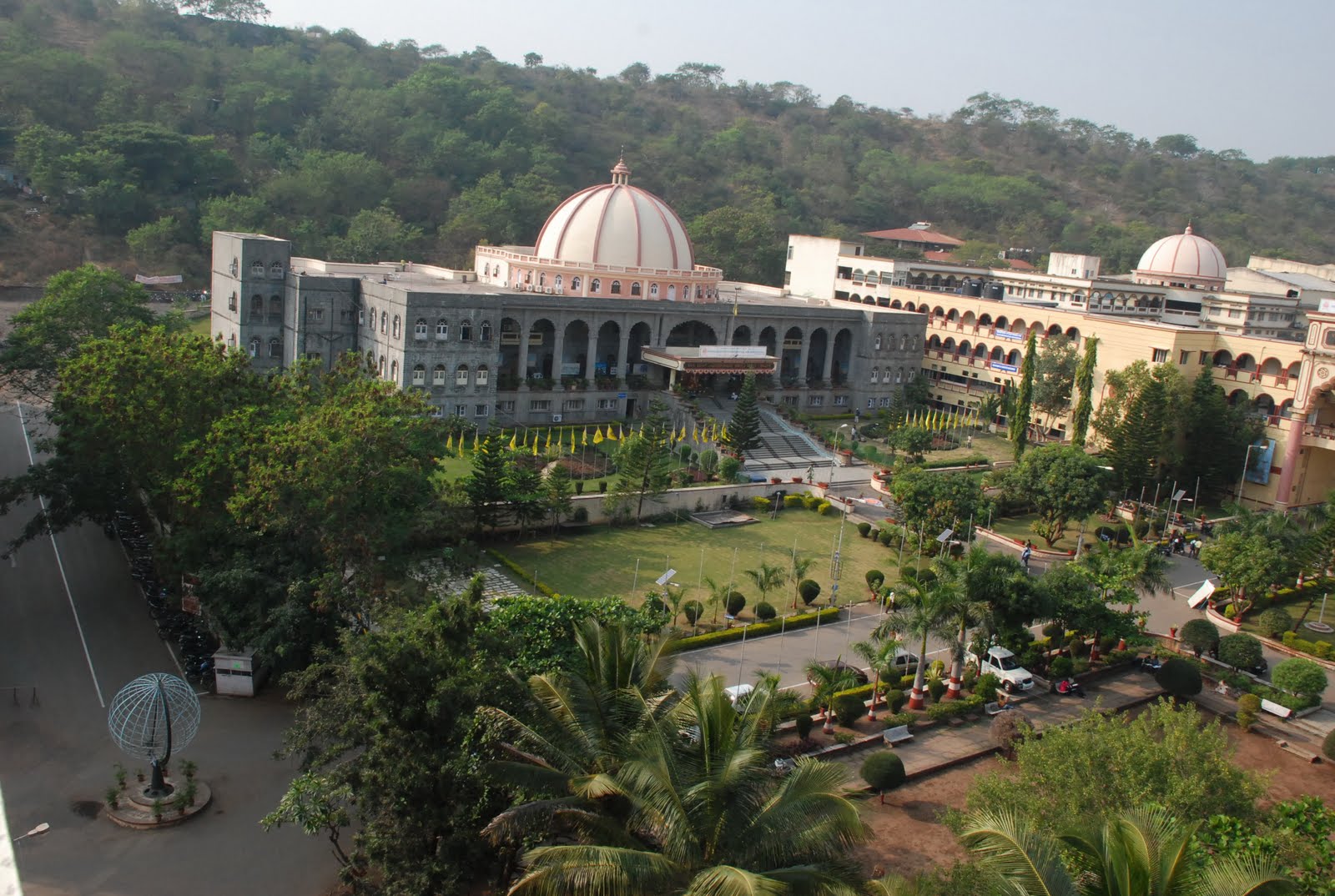 Maeer's Maharashtra Institute of Pharmacy - [MIP]