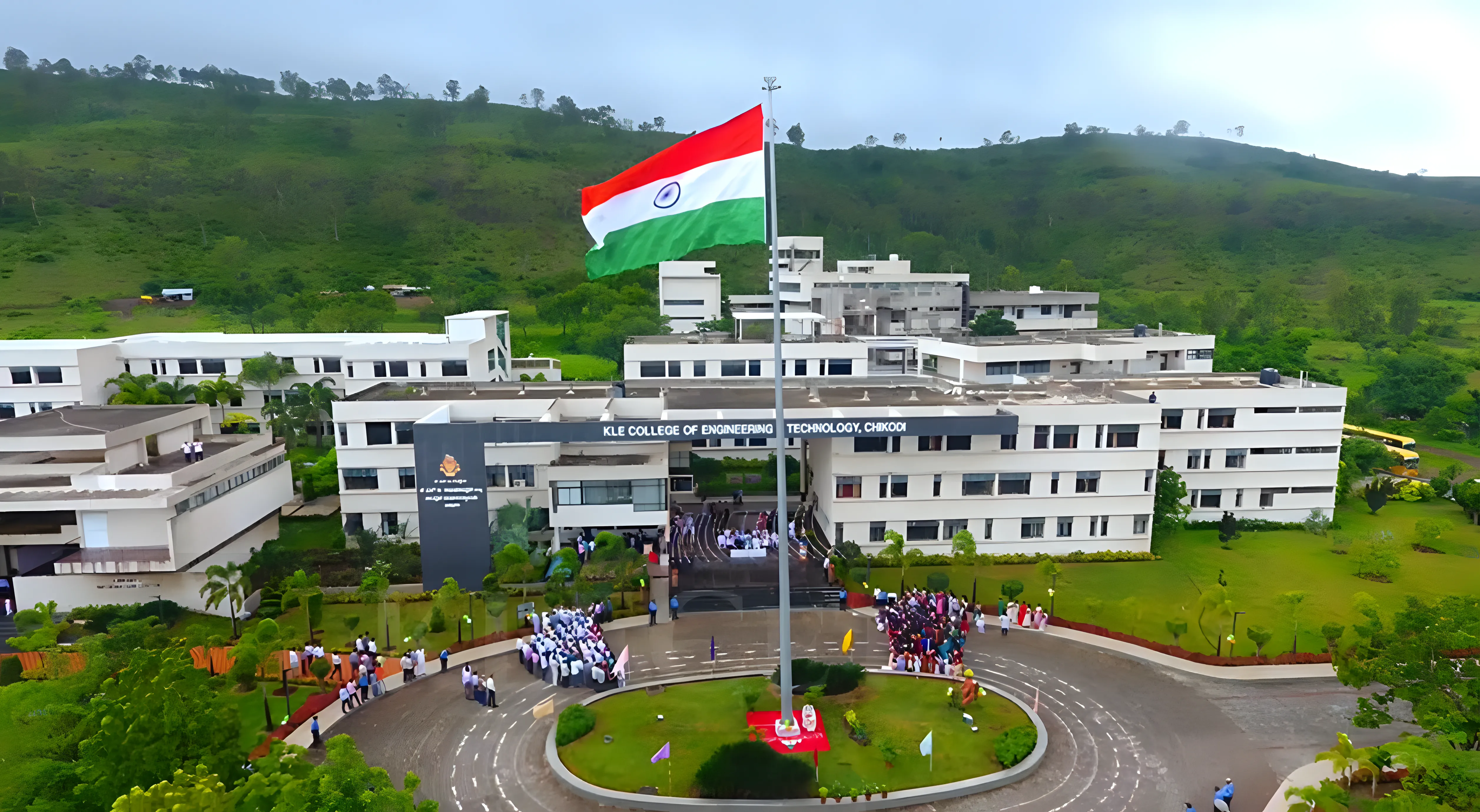 KLE College of Engineering and Technology Chikodi campus photo 6