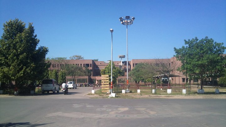 IET Lucknow Campus photo 5