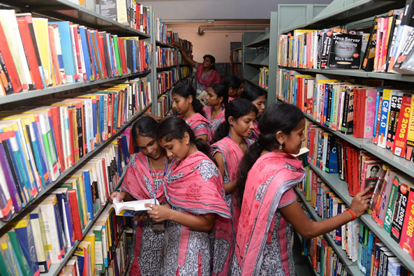 Ethiraj College for Women Chennai Classrooms and Library photo 2