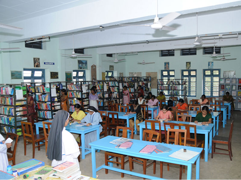 Bishop Kurialacherry College for Women Kottayam Library photo 1