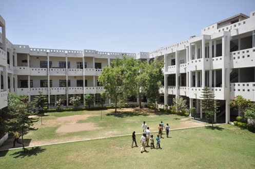 Guru Nanak College (Autonomous) Campus photo 1