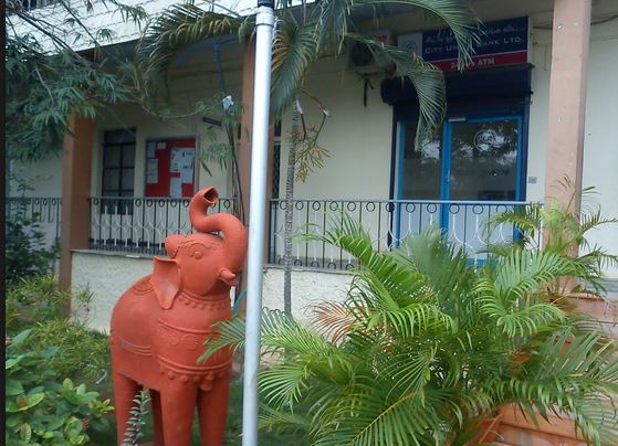 Mookambigai College of Engineering Pudukkottai Academic Building photo 1
