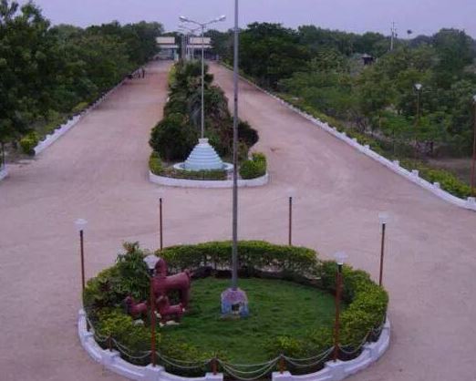 Mookambigai College of Engineering Pudukkottai Academic Building photo 2