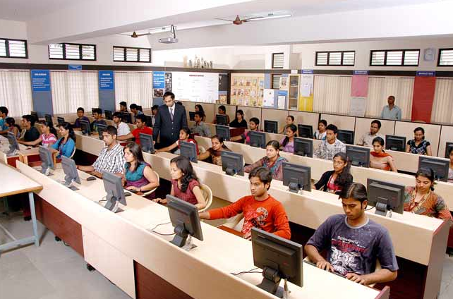 Seshadripuram First Grade College Bangalore Campus photo 3