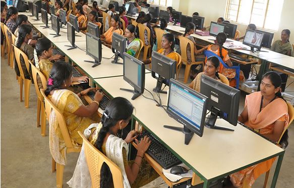 Annai Women's College Karur Campus & Lab photo 1