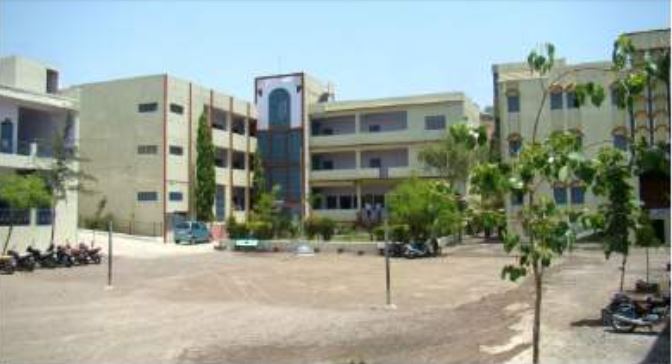 Takshashila Mahavidyalaya Amravati Academic Building photo 1