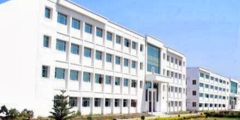 Himachal Institute of Pharmacy Paonta Academic Building photo 2
