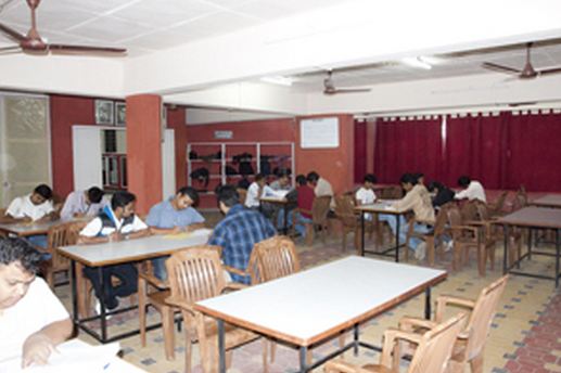 PES's Modern Law College Pune Infrastructure photo 4