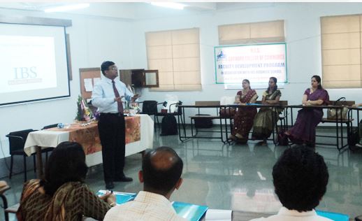 MES's Garware College of Commerce Pune Facility photo 1