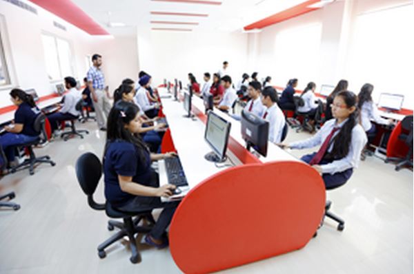 Chitkara University, Chitkara School of Mass Communication Chandigarh Infrastructure photo 3