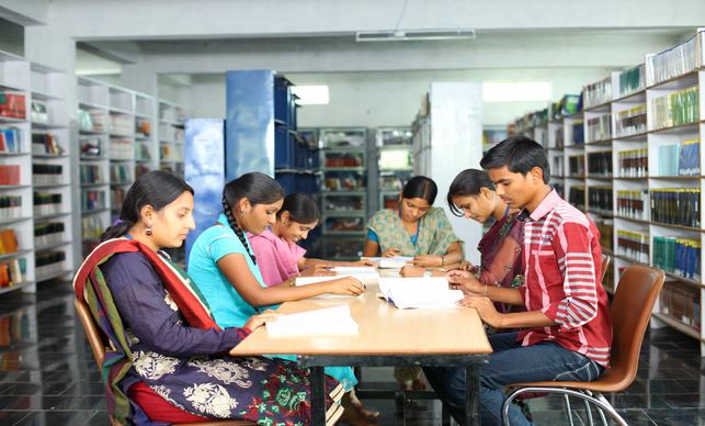 KLR Pharmacy College Khammam Facility photo 2