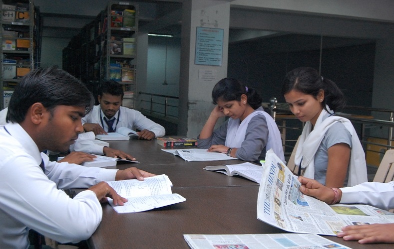 Bhagwant University Ajmer Laboratory and library photo 10