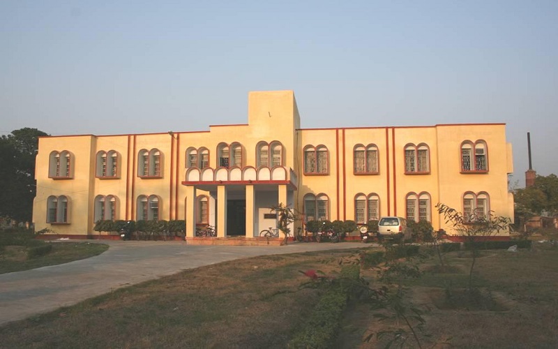 IIT BHU Academic Building photo 6