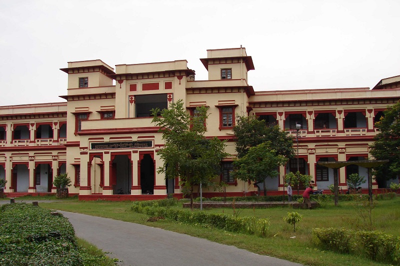 IIT BHU Academic Building photo 10
