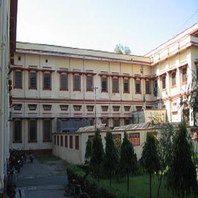 IIT BHU Academic Building photo 2
