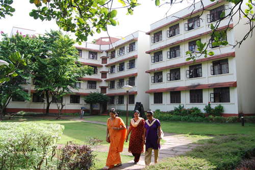 Yenepoya University Mangalore Academic Building photo 4