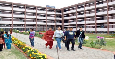 Dev Samaj College for Women Chandigarh DSCW photo 4