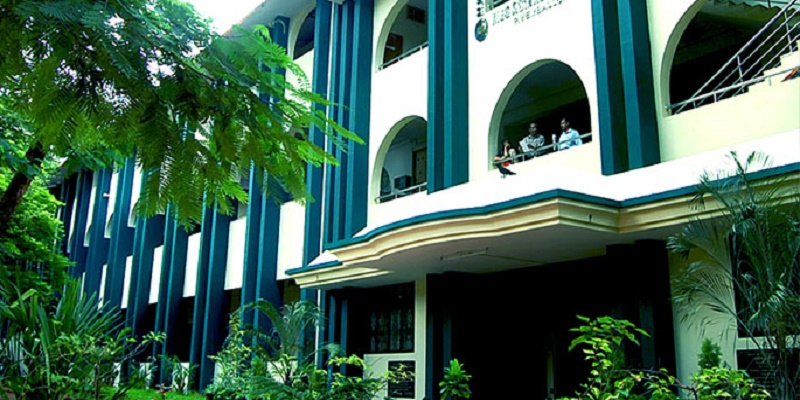 M.E.S. Asmabi College Kodungallur Campus photo 2