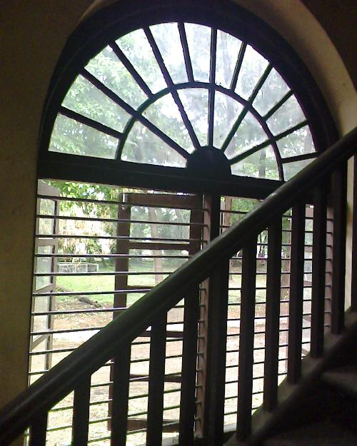 Maharaja's College Ernakulam College Building photo 6
