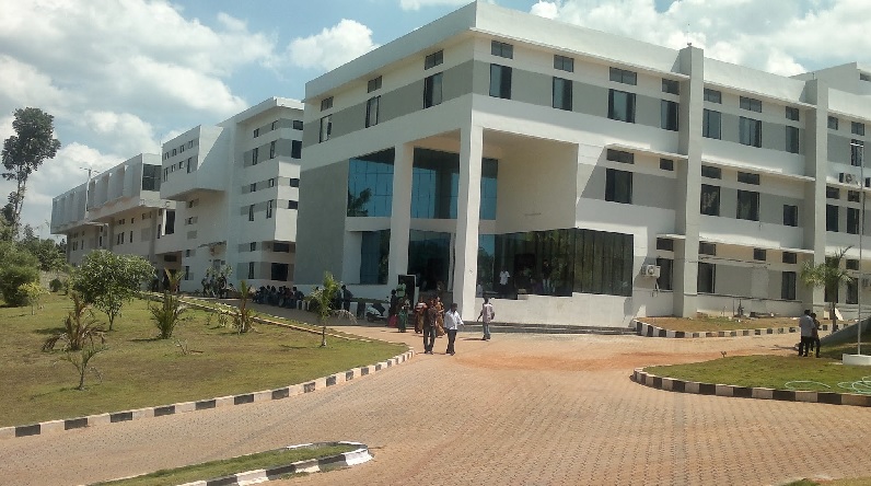 Heera College of Engineering and Technology Nedumangad Campus Building photo 2