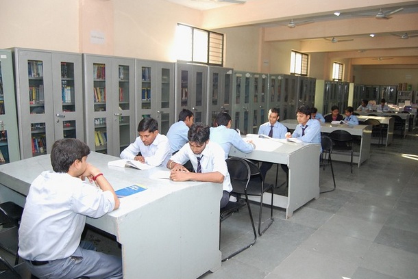 Panimalar Engineering College Chennai Campus and Facilities photo 8