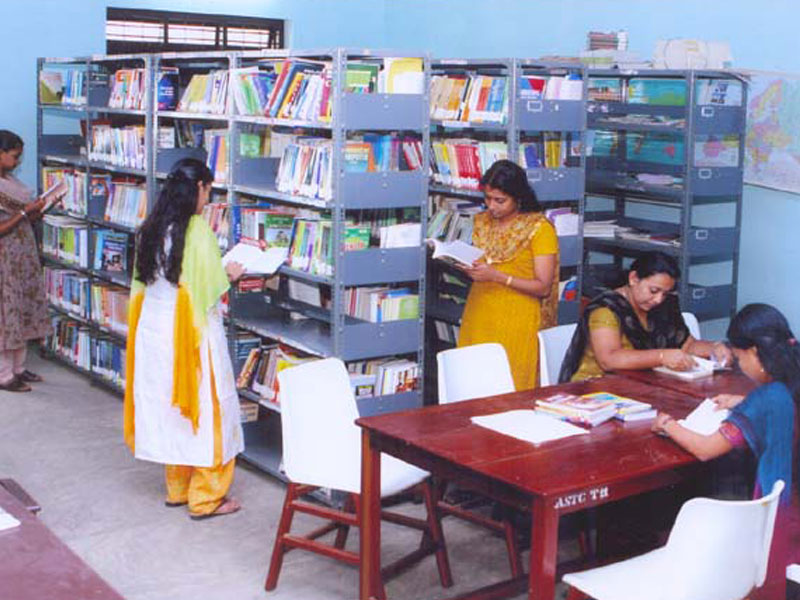 Patriarch Ignatius Zakka Training College Malecruz Ernakulam Facility photo 2
