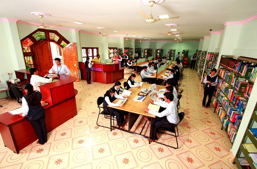 Santhigiri College Thodupuzha College Campus photo 3