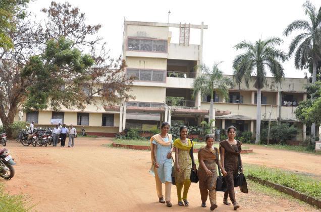 Saraswathi Narayanan College Perungudi Madurai College Campus photo 1