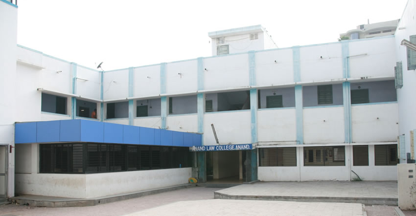 Anand Law College Infrastructure photo 6