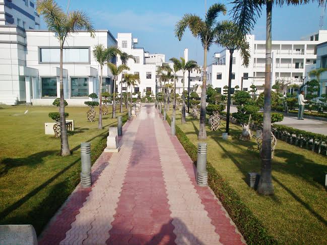 AXIS Business School Kanpur Campus photo 2