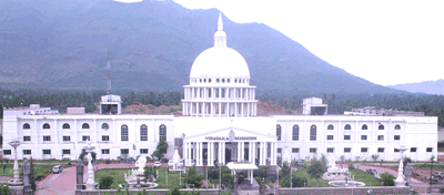 Vinayaka Mission Kirupananda Variyar Arts and Science College Salem Campus Building photo 1