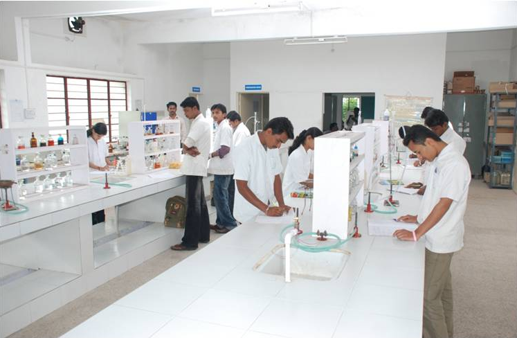 Arvind College of Pharmacy Satara Building Infrastructure photo 2
