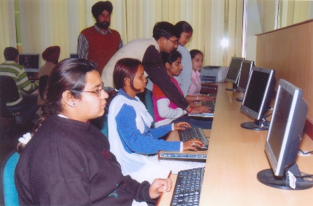 University School of Education, Rayat Bahra University Mohali Infrastructure photo 17