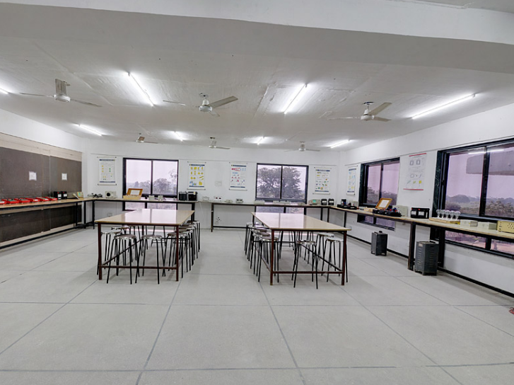 Rai School of Management Studies Ahmedabad Facility photo 3
