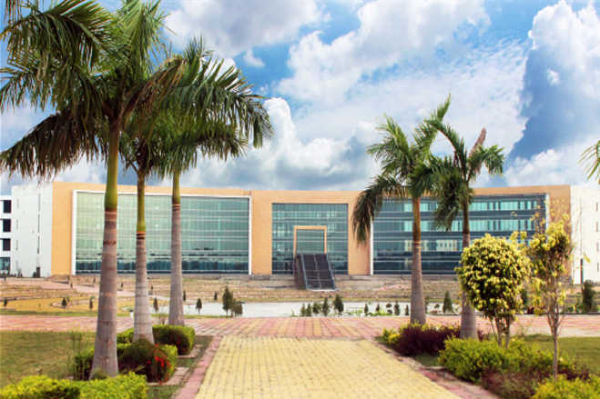 Glocal University Saharanpur Academic Building photo 1